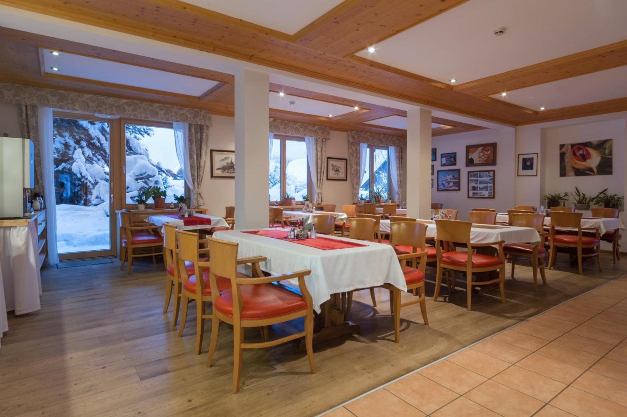Hotel Aquamarin Bad Mitterndorf Exteriör bild