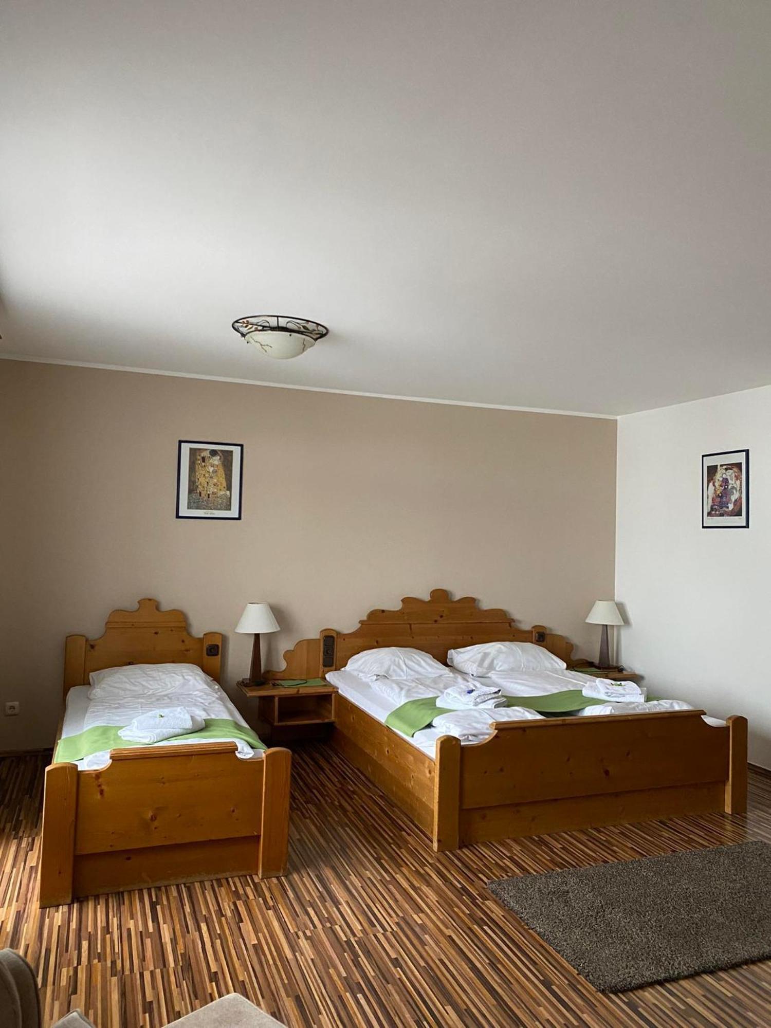 Hotel Aquamarin Bad Mitterndorf Exteriör bild